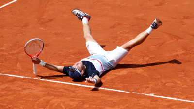 Schwartzman remontó dos sets ante Anderson y disputará sus primeros cuartos en París