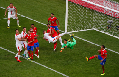 Serbia derrotó a Costa Rica de la mano de su capitán