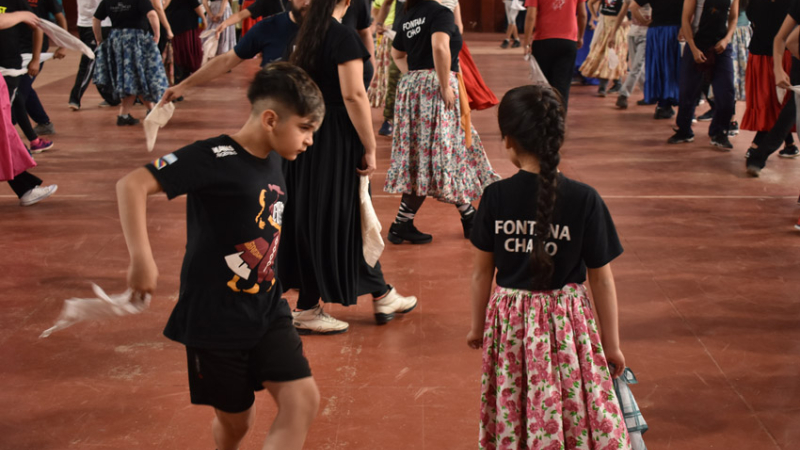 El Club de Regatas alojó una concurrida jornada de formación para bailarines folclóricos