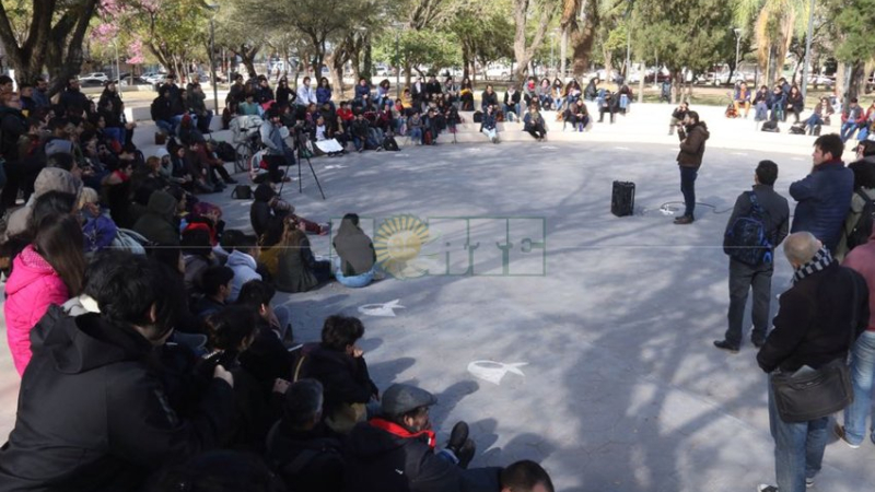 Resistencia y Sáenz Peña se suman a la movilización en defensa de la universidad pública