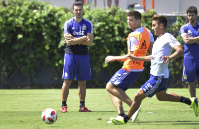 Selección: Giménez y Gazzaniga las sorpresas