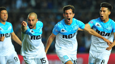 Racing recuperó el mando de la Superliga