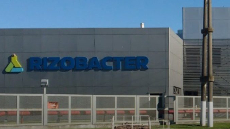 Golpe comando: se llevaron miles de dólares en agroquímicos