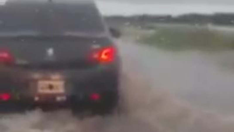 Preocupante avance del agua en la ruta nacional 89