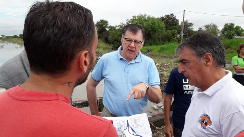 Aseguran que arrancan las obras clave para drenar el exceso de agua