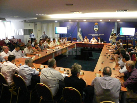 Peppo reunion gabinete.jpg
