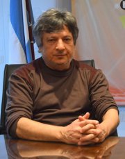 carlos01.jpg