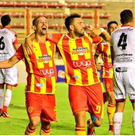 Sarmiento- Huracan Las Heras.JPG
