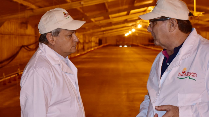 Peppo puso como ejemplo a la Granja Tres Arroyos para "profundizar un Chaco que integre las cadenas productivas"