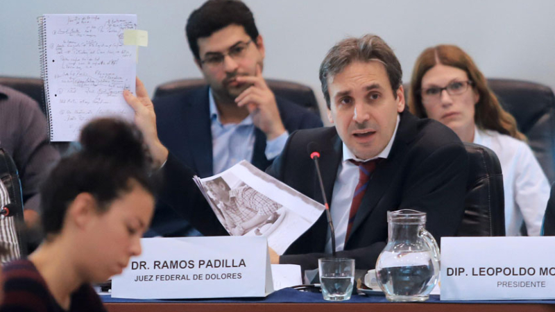 Human Rights Watch advierte que el acoso al juez “amenaza la independencia judicial”