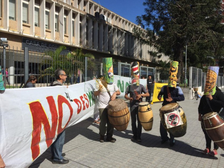 protesta por desmontes 3.jpg