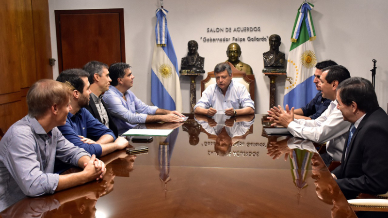 Peppo y Capitanich firmarían convenios