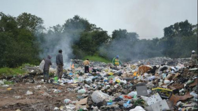 Vecinos de Villa Encarnación denuncian la existencia de un basural