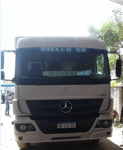 camion aplastado 2.JPG