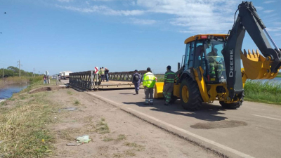 El puente Bailey quedó habilitado este viernes