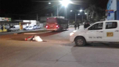 Motociclista murió al chocar con un colectivo en Resistencia