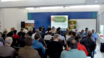 Encuentro apícola: convocan a compartir un espacio para una agenda en común