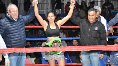 El boxeo chaqueño tiene nuevos campeones: Paola Benavídez y Alex Meza