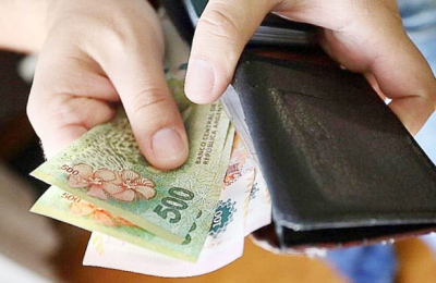 Los salarios del NEA fueron los que más perdieron contra la inflación