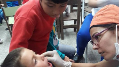 Control odontológico gratuito hoy en la plaza 25 de Mayo