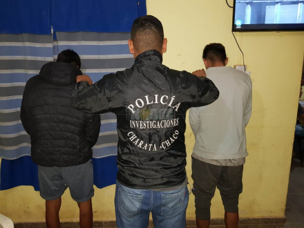 58detenidos robo ferreteria.jpeg