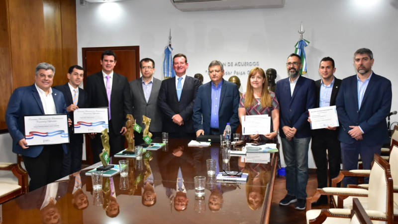 Encuentro Binacional: fortalecimiento comercial y diplomático con el Paraguay