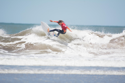 2)Cocosurfing (Copy).jpg