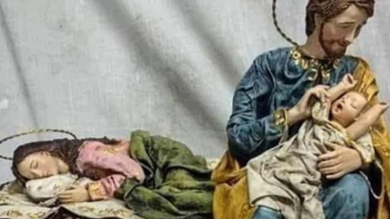 “Dejemos descansar a mamá”: la novedosa escena del pesebre que compartió el papa Francisco