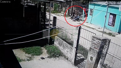 Le robaron su moto mientras dormía la siesta