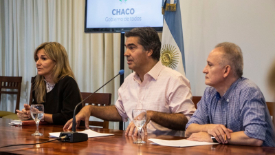 El gobernador aseguró que comenzarán las clases