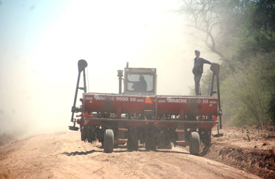 En el norte, el productor siente que esta solo contra el mundo