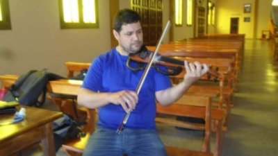 Murió el músico Mariano Reyero, violinista del grupo Los Residentes