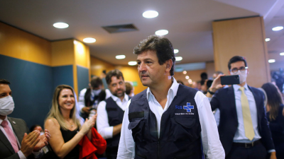 Brasil: Bolsonaro intentó echar a su ministro de Salud y fracasó