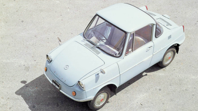 100 años de Mazda, y 60 de su primer auto