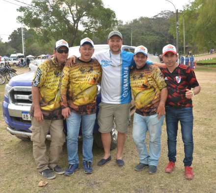 Los tigres del Prana con Pablo Di Santi, conductor de Tiempo de Pesca el pescador más apasionado del mundo en la Isla del Cerrito.jpg