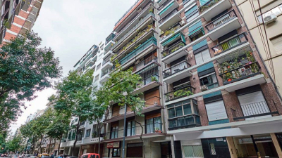 Un consorcio prohibió que entren al edificio los médicos que tienen consultorios