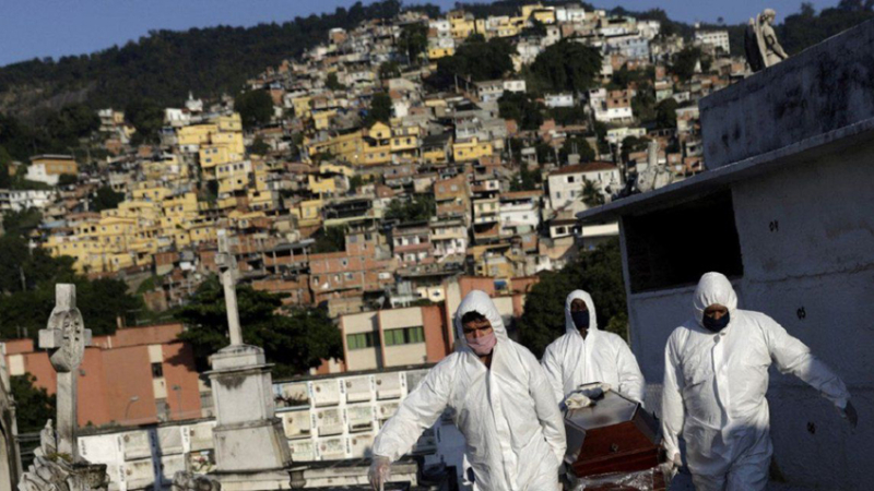 Brasil: 1.188 muertes en un día y el total ya supera los 20 mil