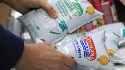 El Gobierno explicó cambios en el IVA a la leche y negó incrementos de precios
