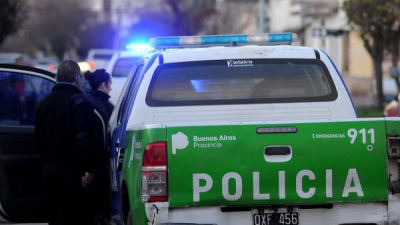 Justicia por mano propia: vecinos empalaron a ladrón que robaba un estéreo