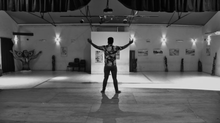 JORGE-SALINAS-SACRUM-TEATRO.jpg