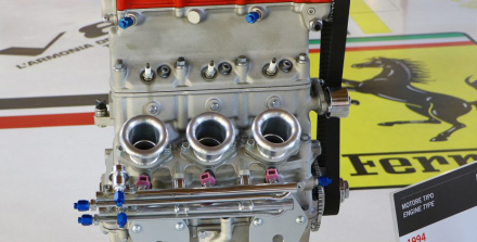 ferrari2.jpg