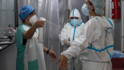 Confirmaron 345 muertes y récord de contagios con 12.701 en las últimas 24 horas