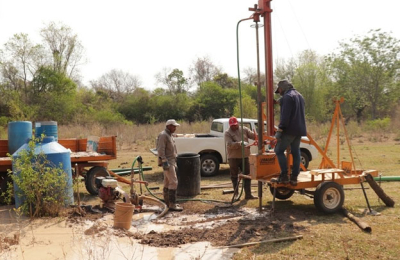 Intensifican perforaciones en la zona rural de Plaza por la sequía