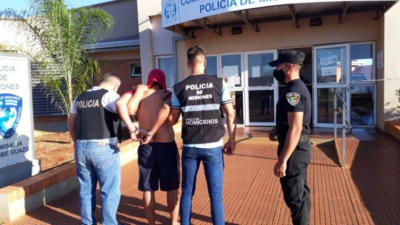 Mató a su vecino y lo arrojó al fuego mientras miraba tomando vino