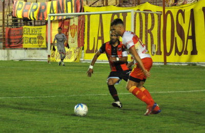 Sarmiento no levanta cabeza: cayó ante Douglas Haig y quedó lejos