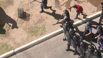 Manifestaciones y destrozos en el centro de Resistencia