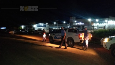 "Se le desbordó" la clandestina y terminó con 400 personas en un predio comercial
