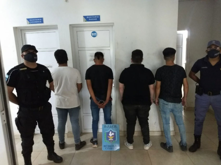 58jovenes-picada.jpg