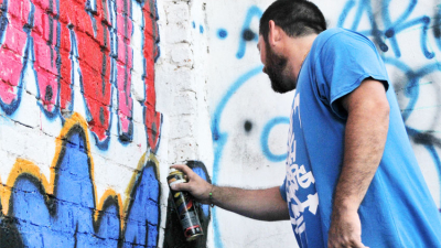 Cristian Ice, el grafitero chaqueño que traspasó los muros con su arte