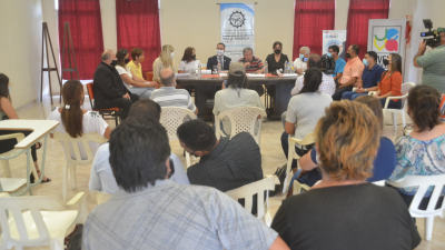 UNCAUS presentó propuestas educativas para el sudoeste en Villa Angela